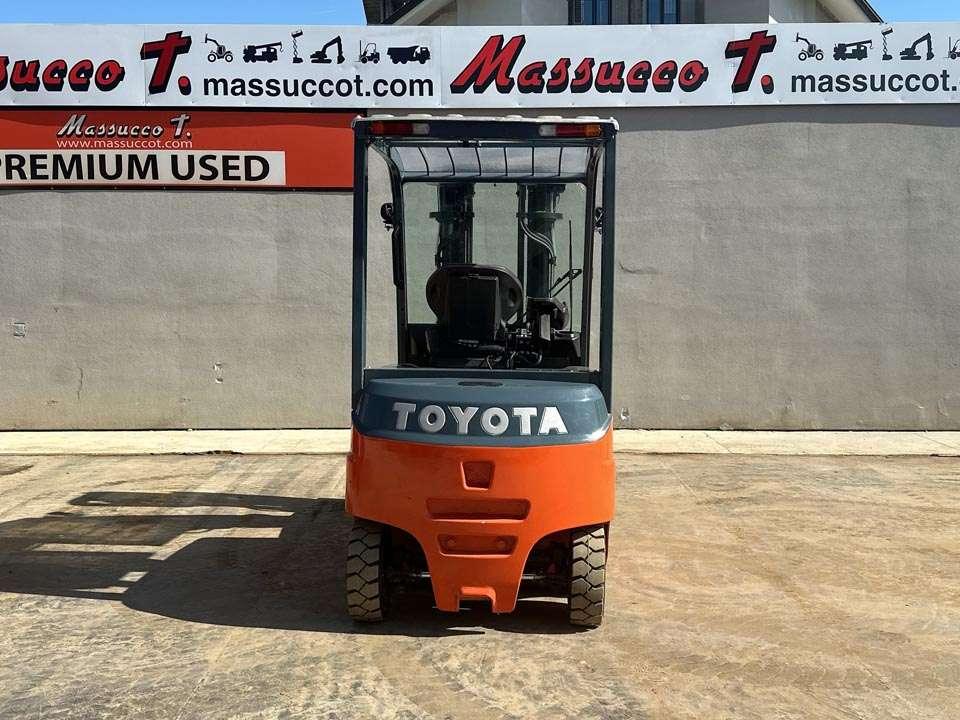 Toyota 8FBMT30 Foto 21