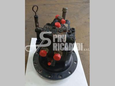 Motor de giro para New Holland E 215/245 C vendida por PRV Ricambi Srl