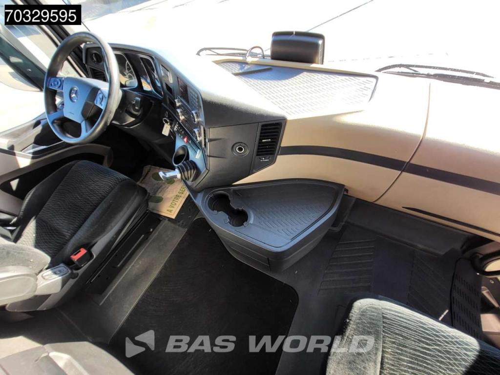 Mercedes-Benz Actros 2443 6X2 BigSpace Retarder Standklima ACC Liftachse Schiebeschüssel Foto 17