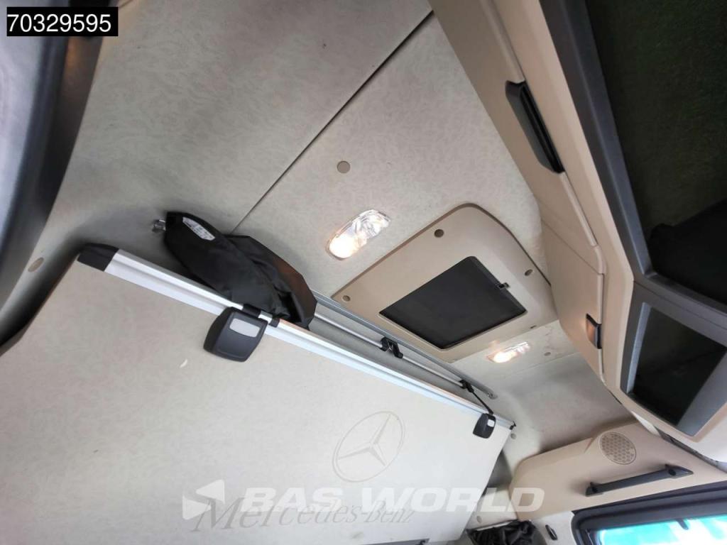 Mercedes-Benz Actros 2443 6X2 BigSpace Retarder Standklima ACC Liftachse Schiebeschüssel Foto 28