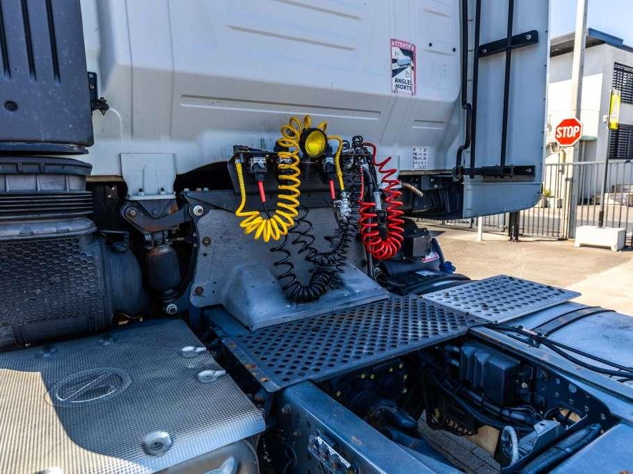 Iveco STRALIS 460 Foto 10