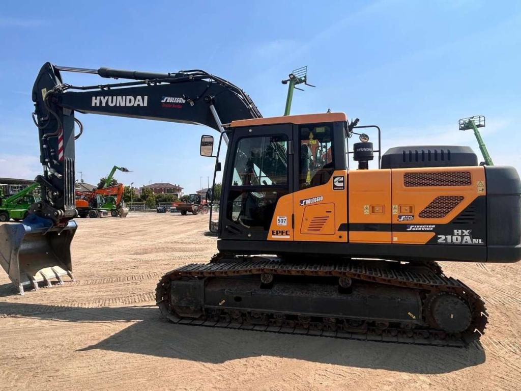 Hyundai HX 210 A NL Foto 1