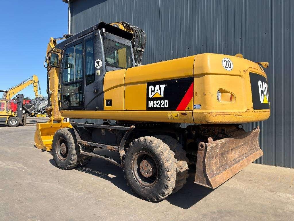 Caterpillar M322D Foto 3