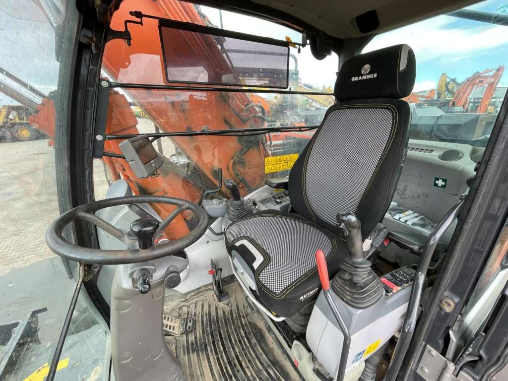 Hitachi ZX190W-6 Foto 18