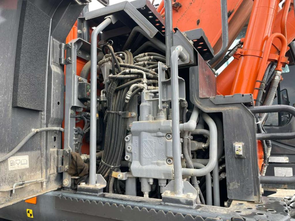 Hitachi ZX190W-6 Foto 27