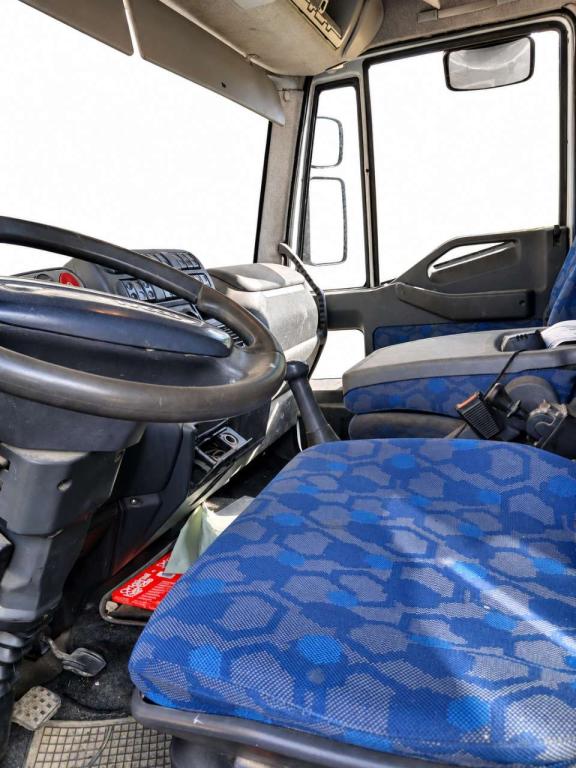 Iveco EUROCARGO ML120E18 Foto 8