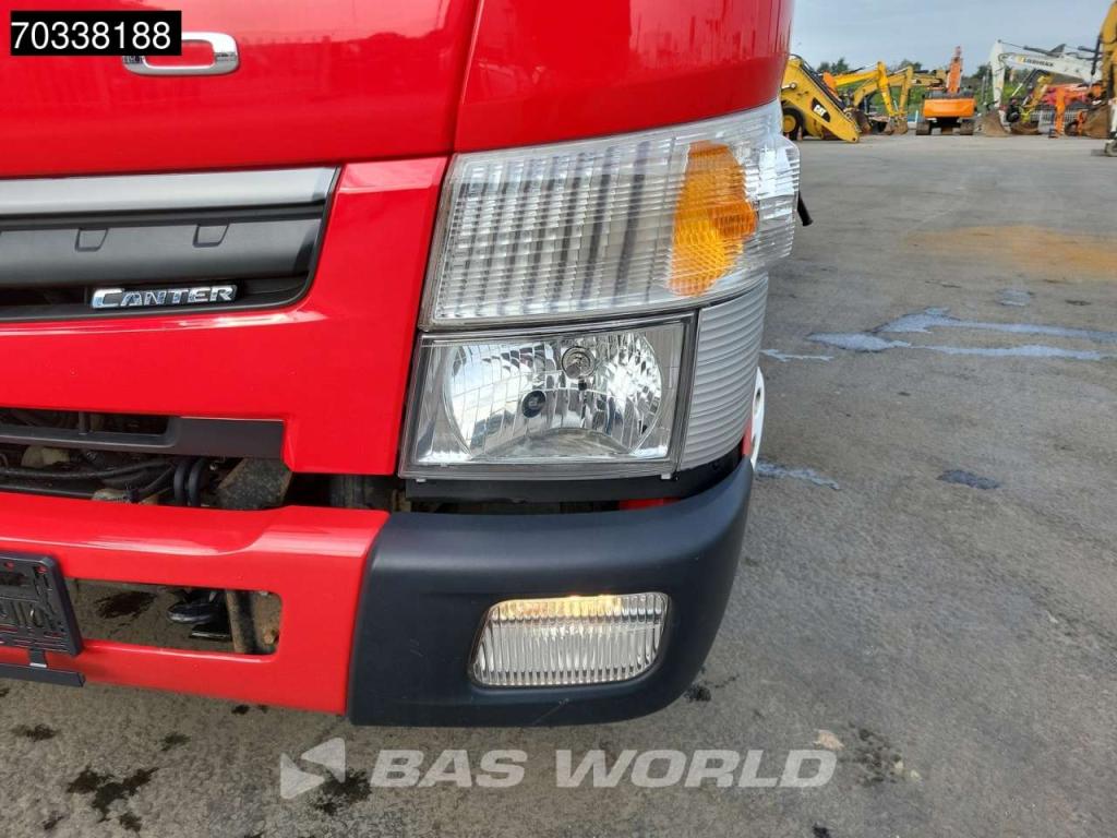 Mitsubishi 7C18 4X2 Foto 9