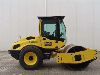 Bomag BW177 D-5 PL vendida por Bove Verhuur & Verkoop