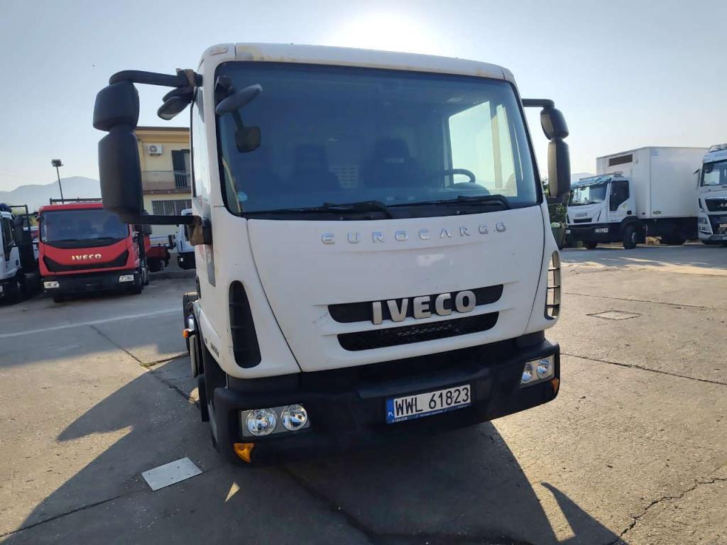 Iveco EUROCARGO 100E18 Foto 12