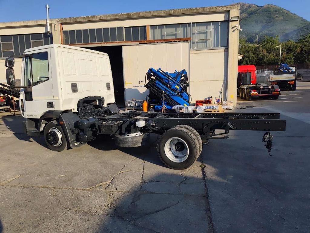 Iveco EUROCARGO 100E18 Foto 27