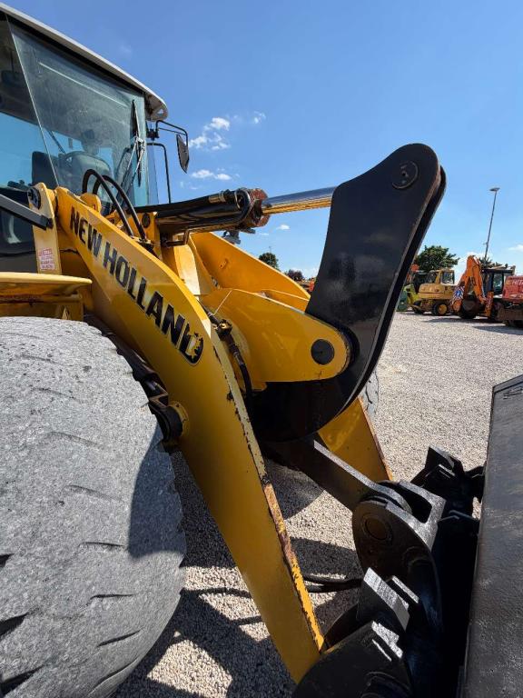 New Holland W170B Foto 14