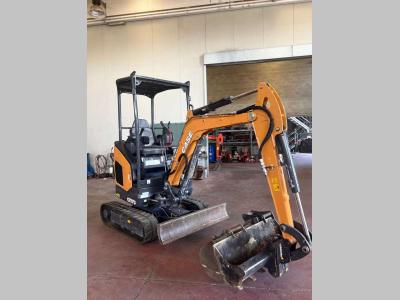 Case CX17D vendida por Omeco Spa