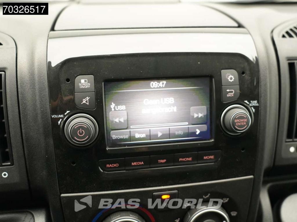 Citroen Jumper 130pk L3H2 Unieke kms!! Airco Cruise Airco Trekhaak Cruise control Foto 15
