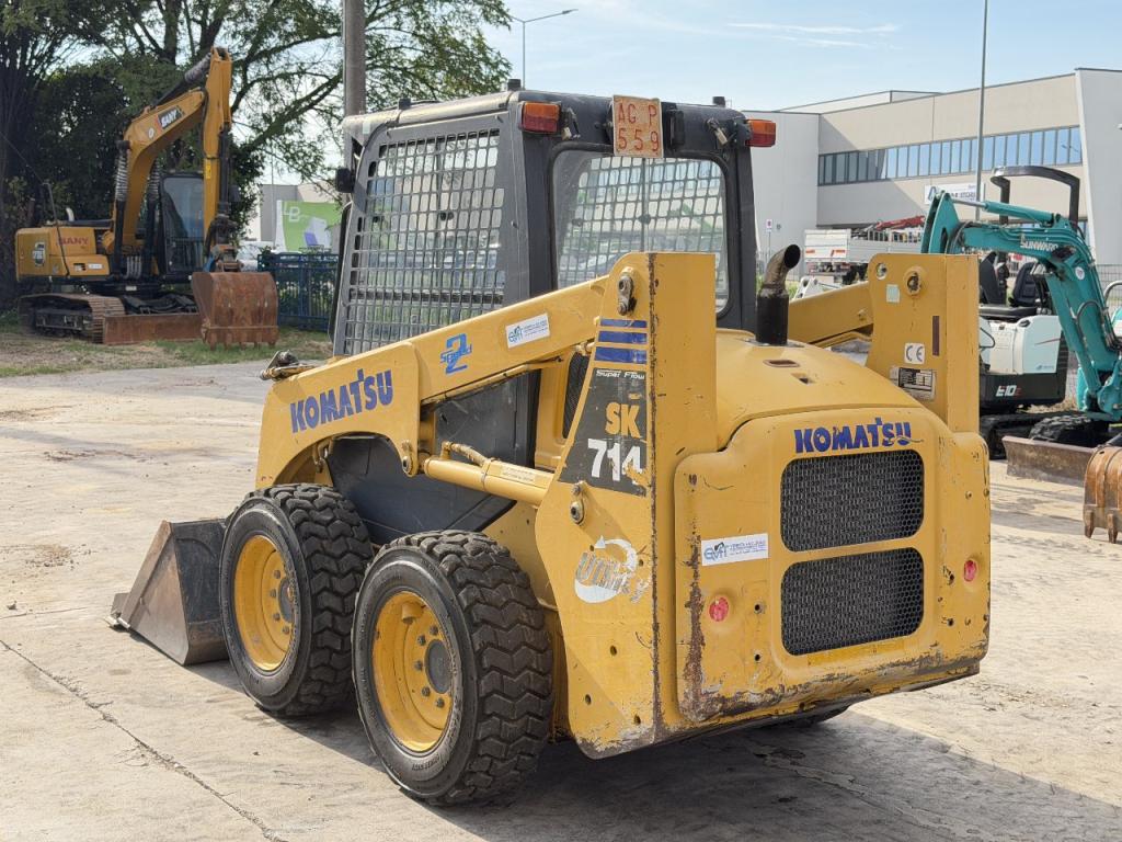 Komatsu SK714-2 Foto 4