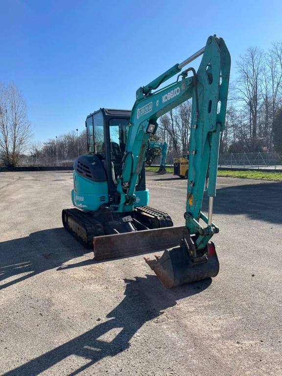 Kobelco SK35SRX-6 Foto 3
