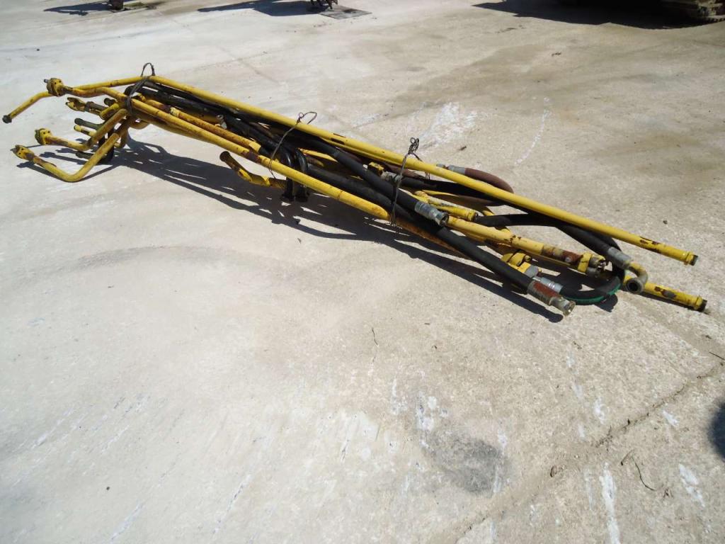 Tubo para New Holland E385B Foto 3