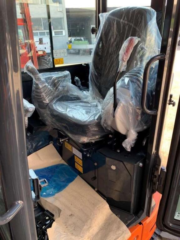 Hitachi ZX26U-6 CR Foto 6