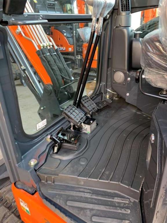 Hitachi ZX26U-6 CR Foto 7
