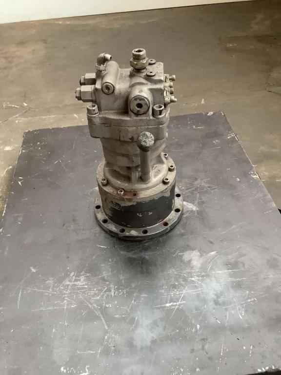 Motor de giro para Hitachi ZX 135-5 Foto 4