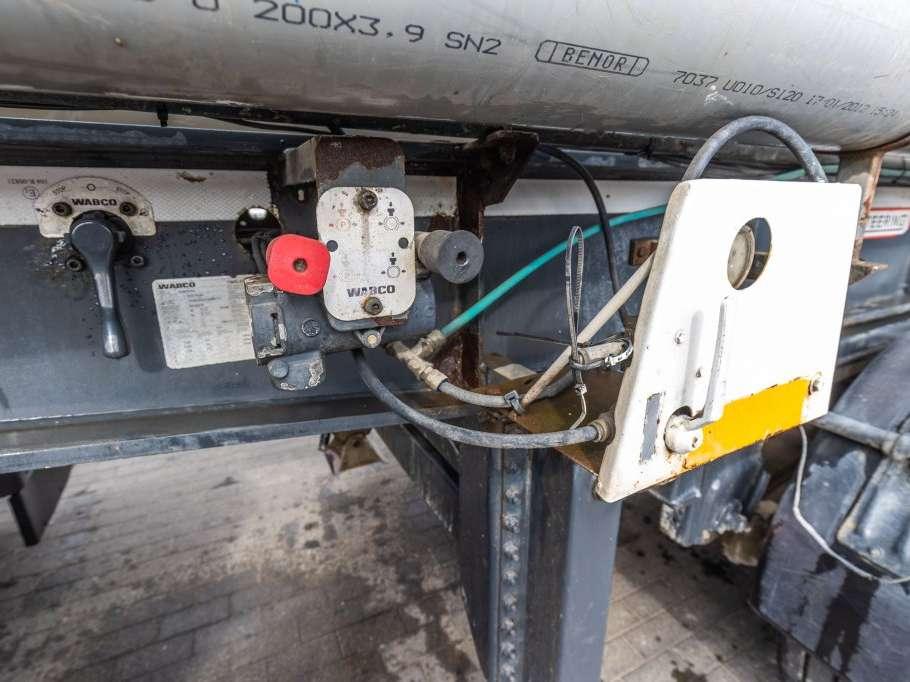 Renders BETON MIXER 12M3 + MOTOR (MALAXEUR/MISCHER) Foto 10