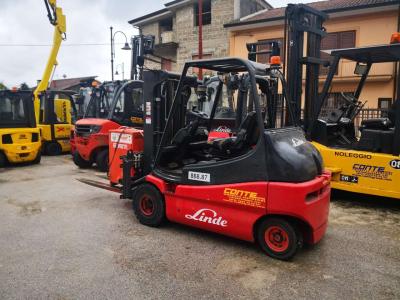 Linde E30 vendida por Venus Srl