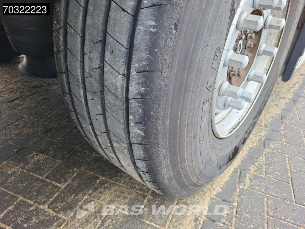 Krone SD Lift Axle Palletkist Anti Vandalism Sliding Roof Foto 18