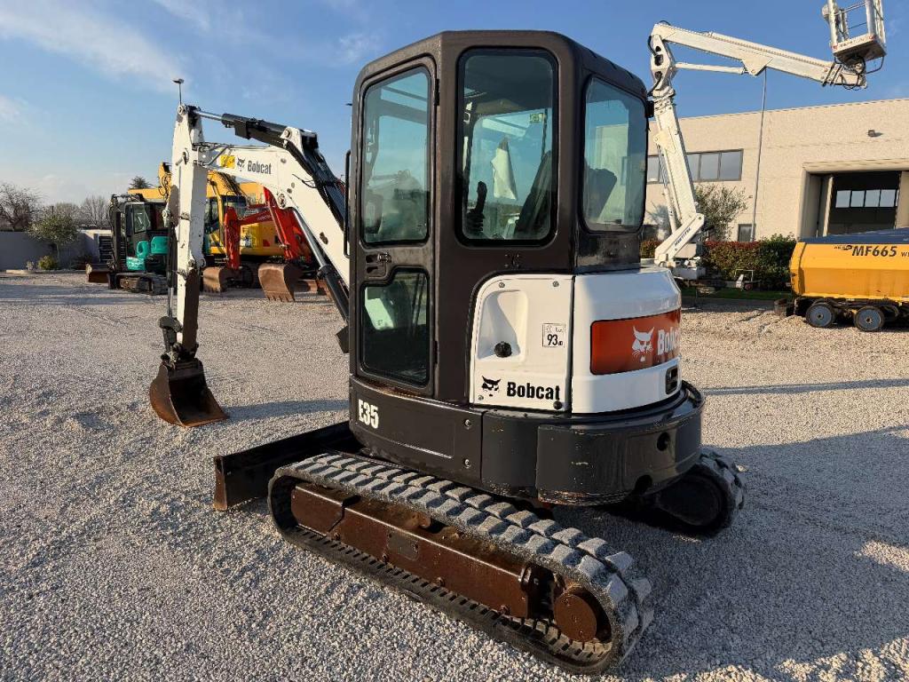 Bobcat E35 Foto 1