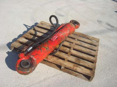 Pistón de rotación de la cuchara para Fiat Hitachi 150W.3/150.3 vendida por OLM 90 Srl