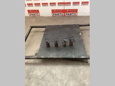 Perni sterzo para Hitachi ZW250-6 vendida por Massucco T. Srl Area Ricambi