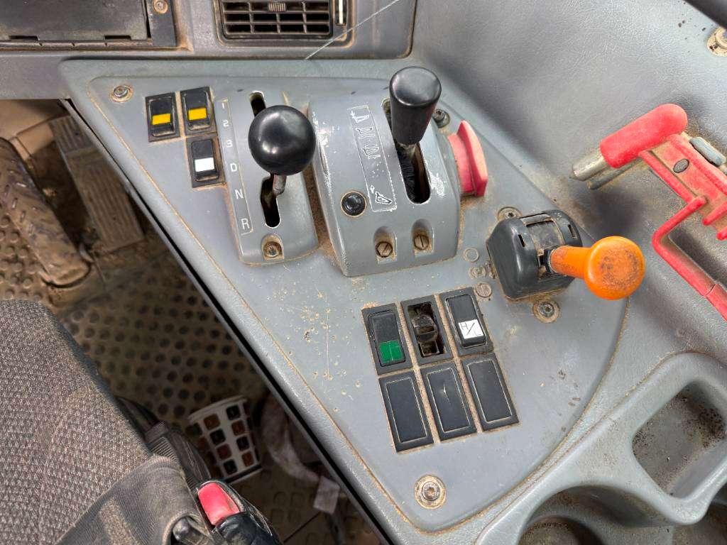 Volvo A40D - Airco / Heated Seat / Camera Foto 11