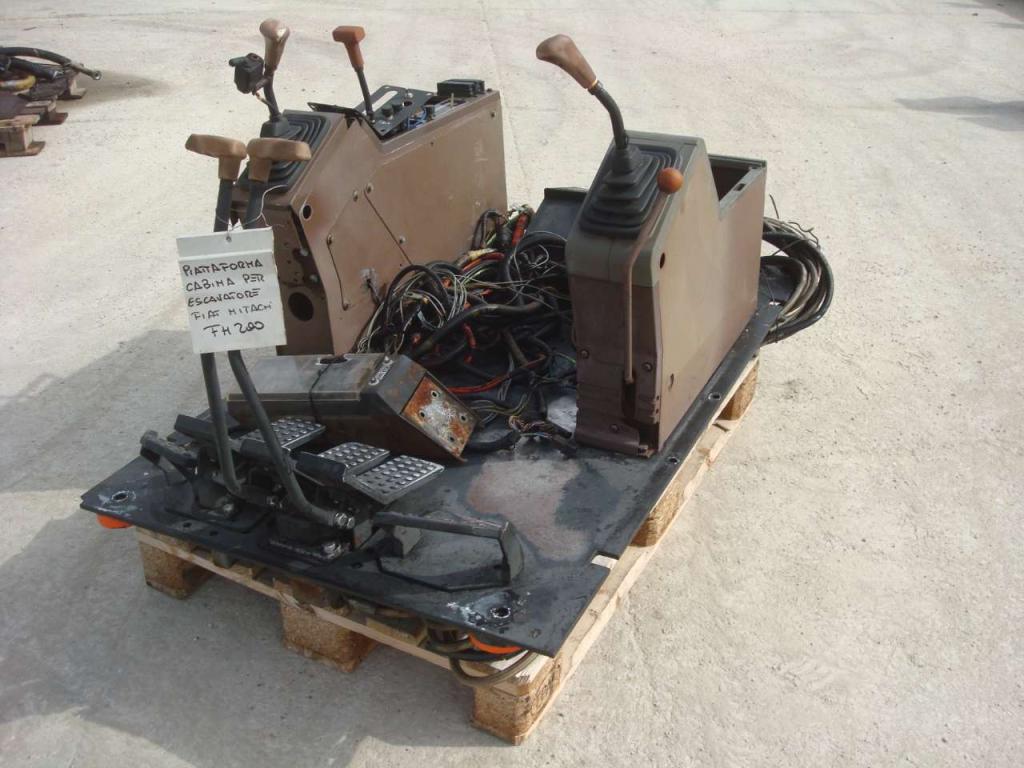 Subcabina con servomandos para Fiat Hitachi FH150-FH200-FH220-FH270-FH300 Foto 2