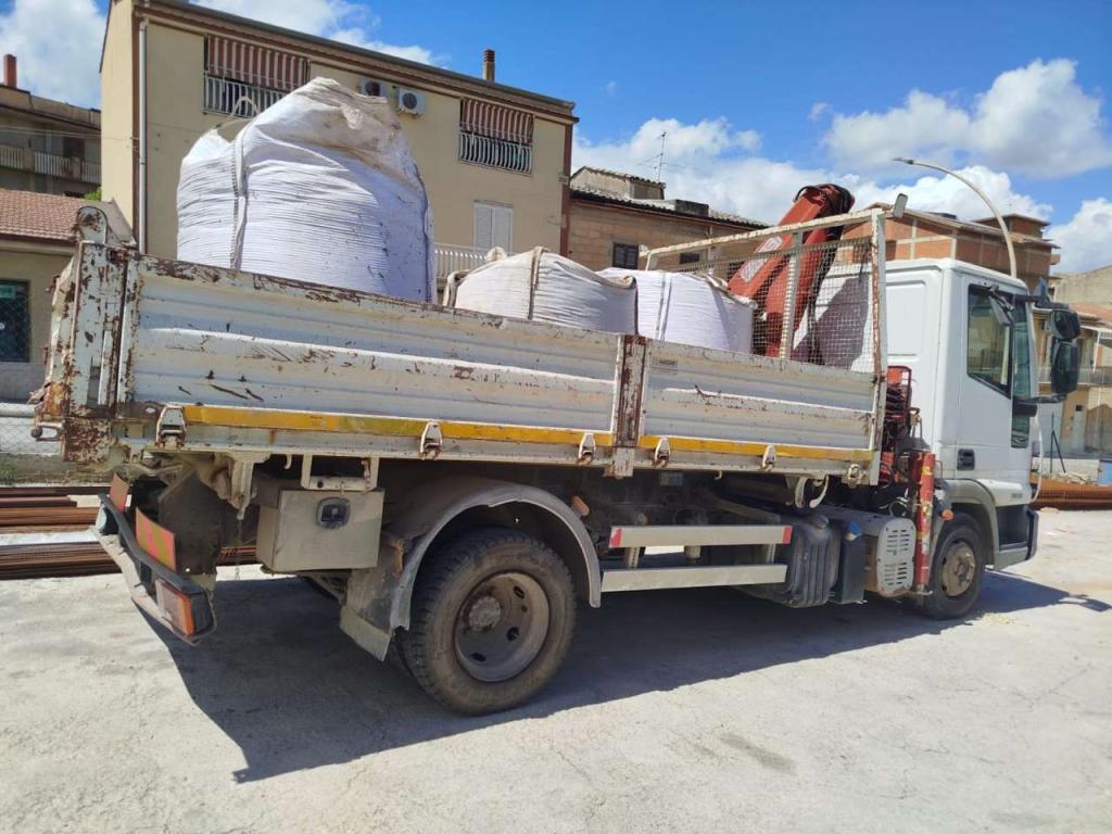 Iveco 75E15 Foto 2