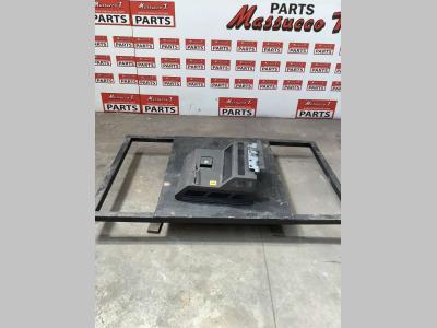 Capó y panel de carrocería para Hitachi ZX135US-7 vendida por Massucco T. Srl Area Ricambi