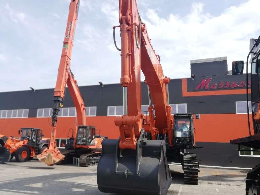 Hitachi ZX890LCH-7 Foto 3
