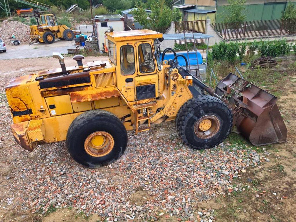 Volvo L120 Foto 2