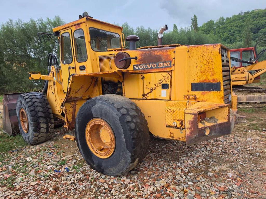 Volvo L120 Foto 4