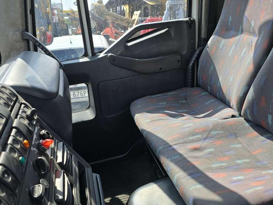 Iveco EUROCARGO 150E21 Foto 5