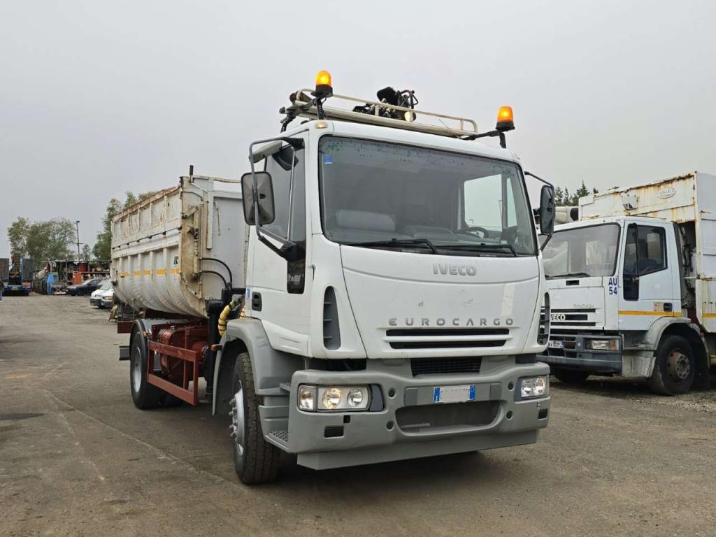 Iveco EUROCARGO 150E21 Foto 9