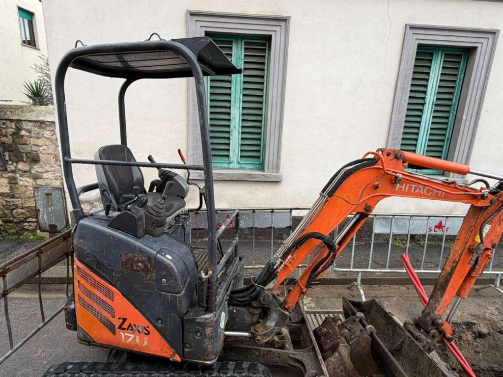 Hitachi ZX 17 U-2 Foto 4