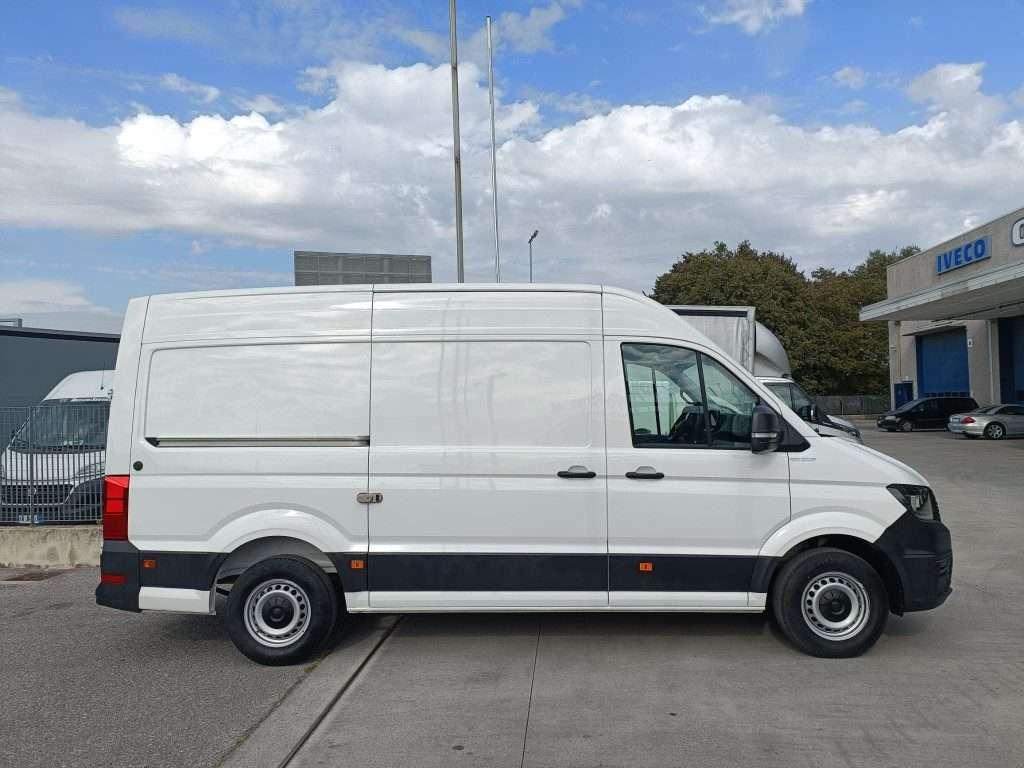 Volkswagen CRAFTER  CRAFTER 35 FURGONE L3H3 Foto 2