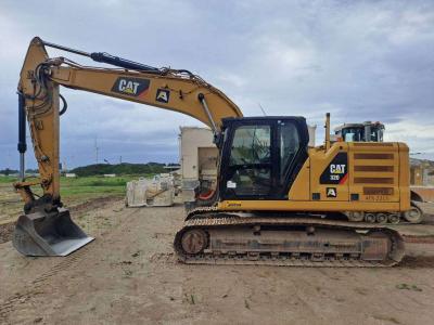 Caterpillar 320 Foto 1