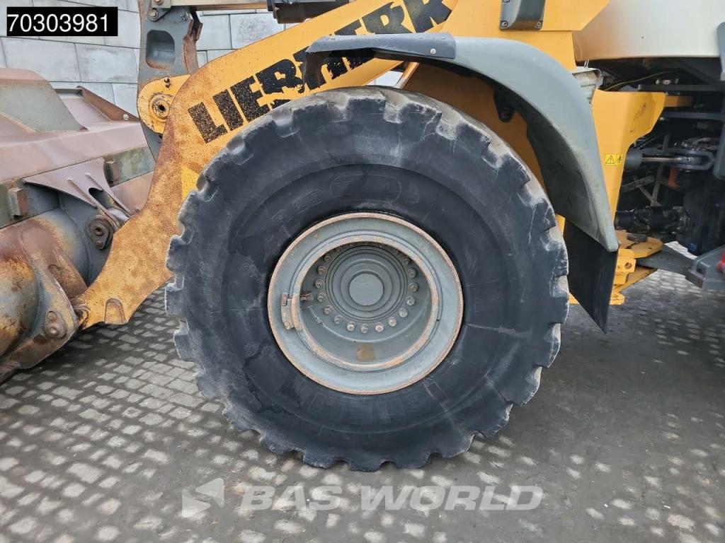 Liebherr L576 Foto 23