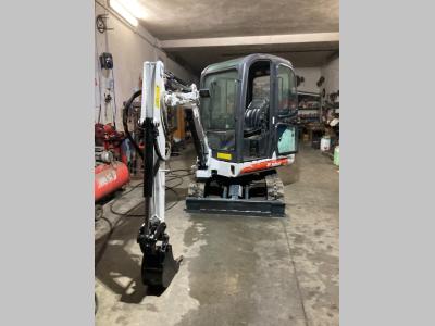 Bobcat 323 vendida por Project