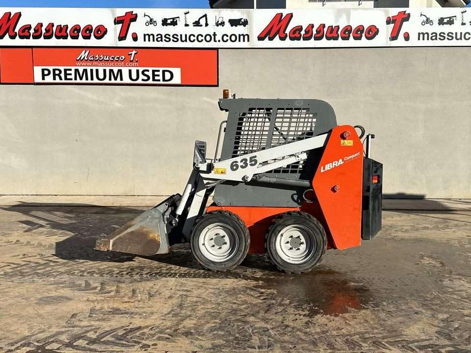 Libra 635 Foto 2