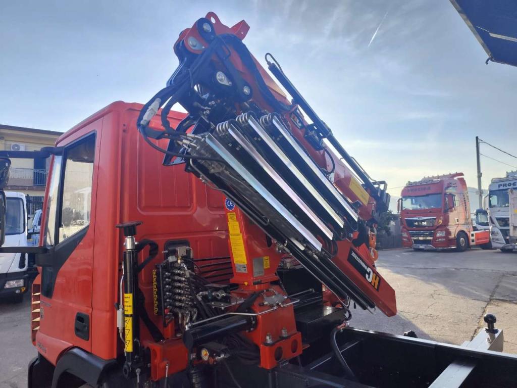 Iveco EUROCARGO 80-190 Foto 27