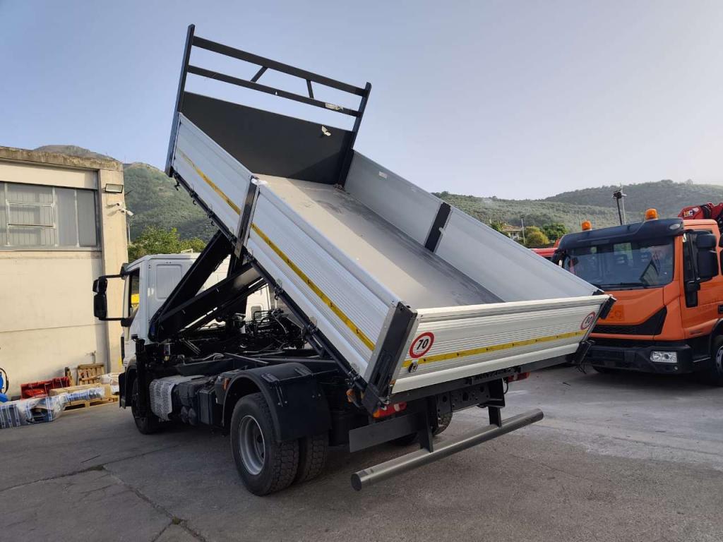 Iveco EUROCARGO 140-250 Foto 12