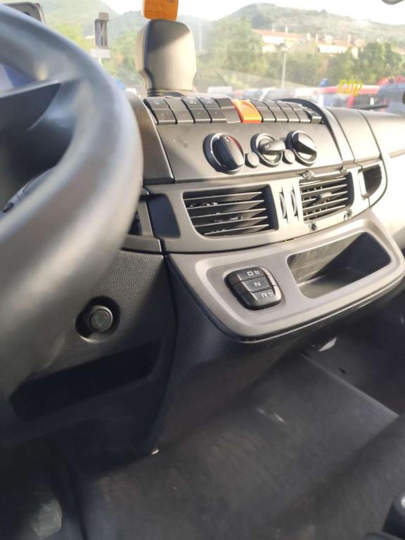 Iveco EUROCARGO 140-250 Foto 8