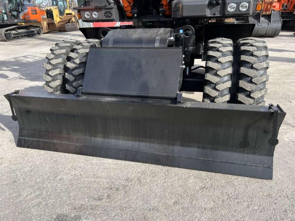 Hitachi ZX180W-7 Foto 5