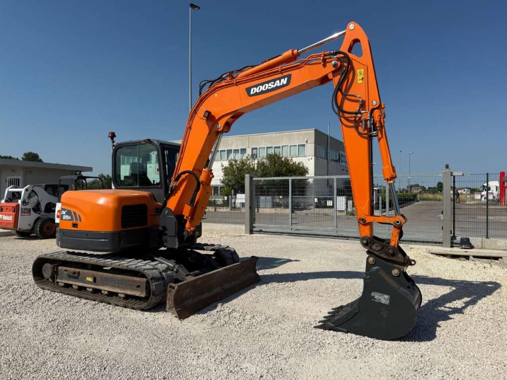 Doosan DX85R-3 Foto 2