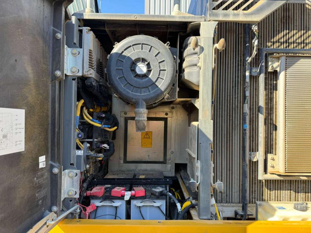 Liebherr R926NLC Foto 22